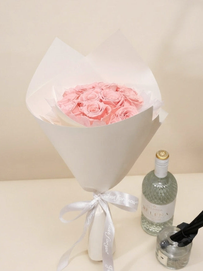 Blush Mini Bunch · 12-Piece All-Natural Preserved Flowers
