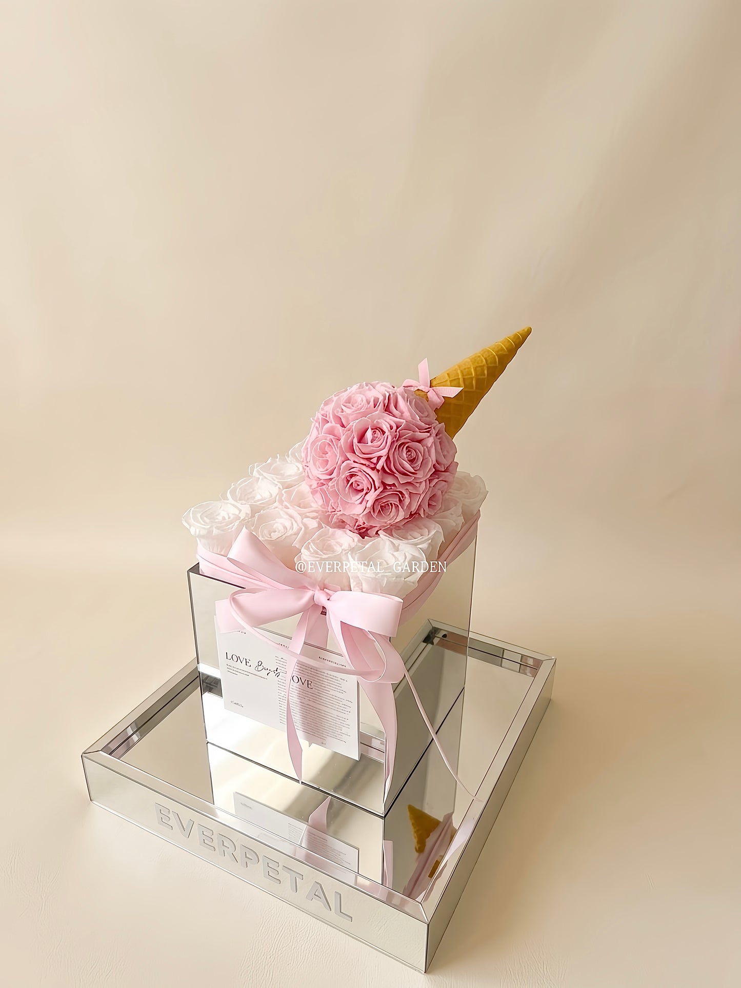 Pink Ice Cream | Real Preserved Flower Mirrored Box